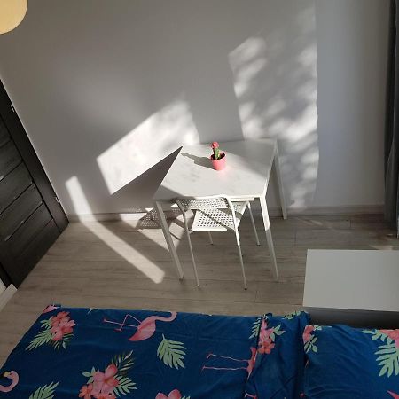 Mirrorroom Pl Airport ワルシャワ エクステリア 写真