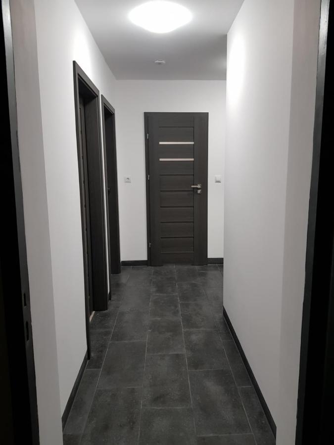 Mirrorroom Pl Airport ワルシャワ エクステリア 写真