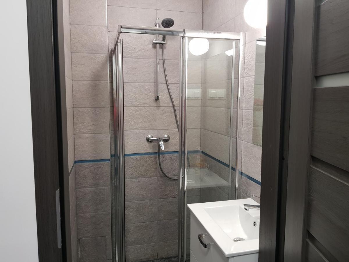 Mirrorroom Pl Airport ワルシャワ エクステリア 写真
